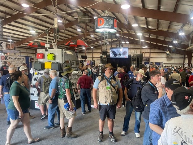 crowd at dx engineering booth during hamvention