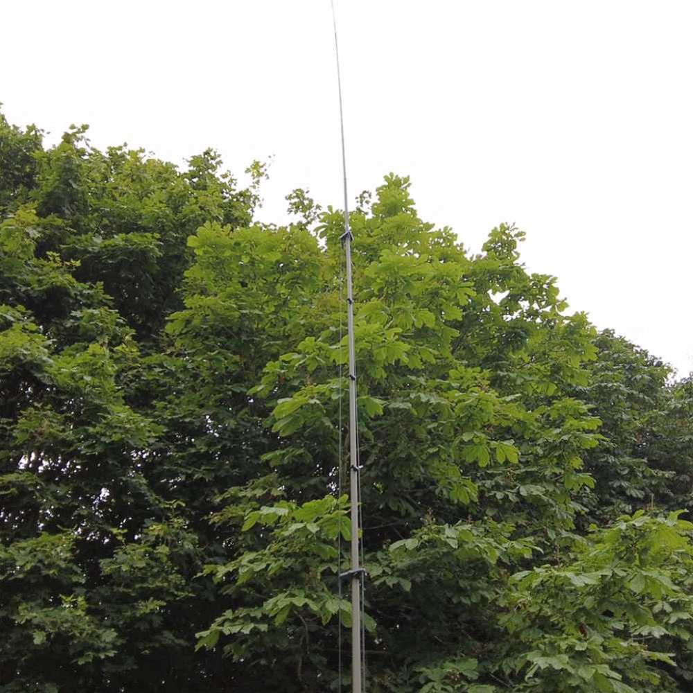 •	DX Commander Expedition Portable HF Multiband Vertical Antenna 